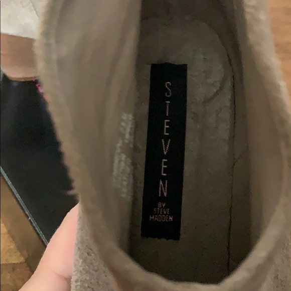 Steven taupe suede booties size 7.5 in EUC - Picture 5 of 8